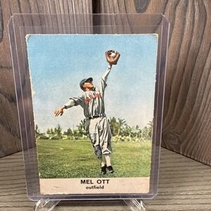 VINTAGE Mel Ott 1961 GOLDEN PRESS BASEBALL Card #1 YANKEES